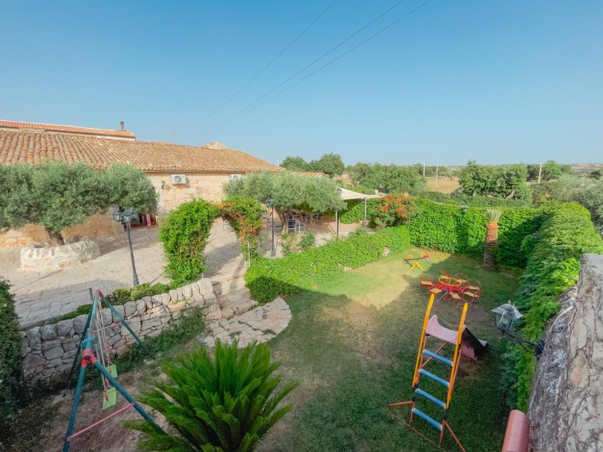 Agriturismo Al Casale Donnafugata Bagian luar foto