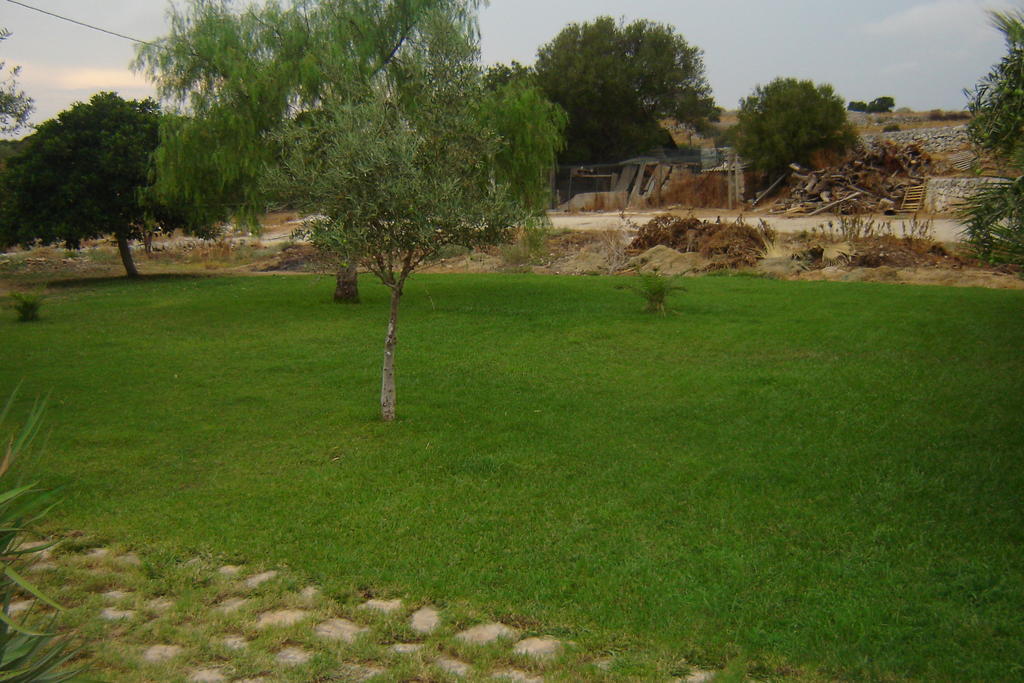 Agriturismo Al Casale Donnafugata Bagian luar foto